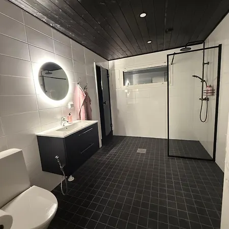 Onnela With Sauna,wifi And Parking Near Santa Village Rovaniemi