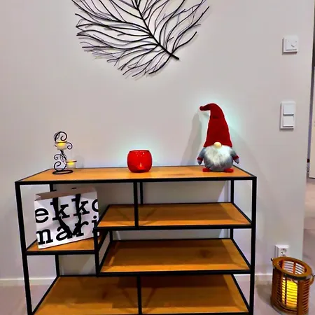 Onnela With Sauna,wifi And Parking Near Santa Village ロヴァニエミ