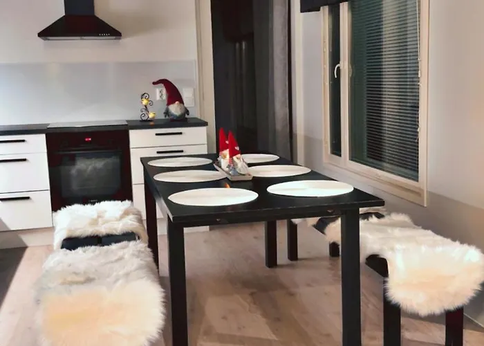 Onnela With Sauna,wifi And Parking Near Santa Village Apartamento *