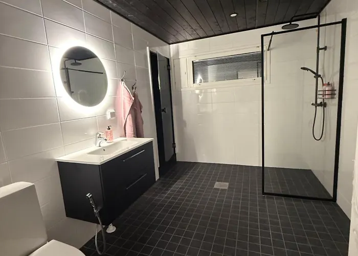 Onnela With Sauna,wifi And Parking Near Santa Village Rovaniemi