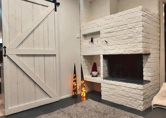 Onnela With Sauna,wifi And Parking Near Santa Village Apartamento